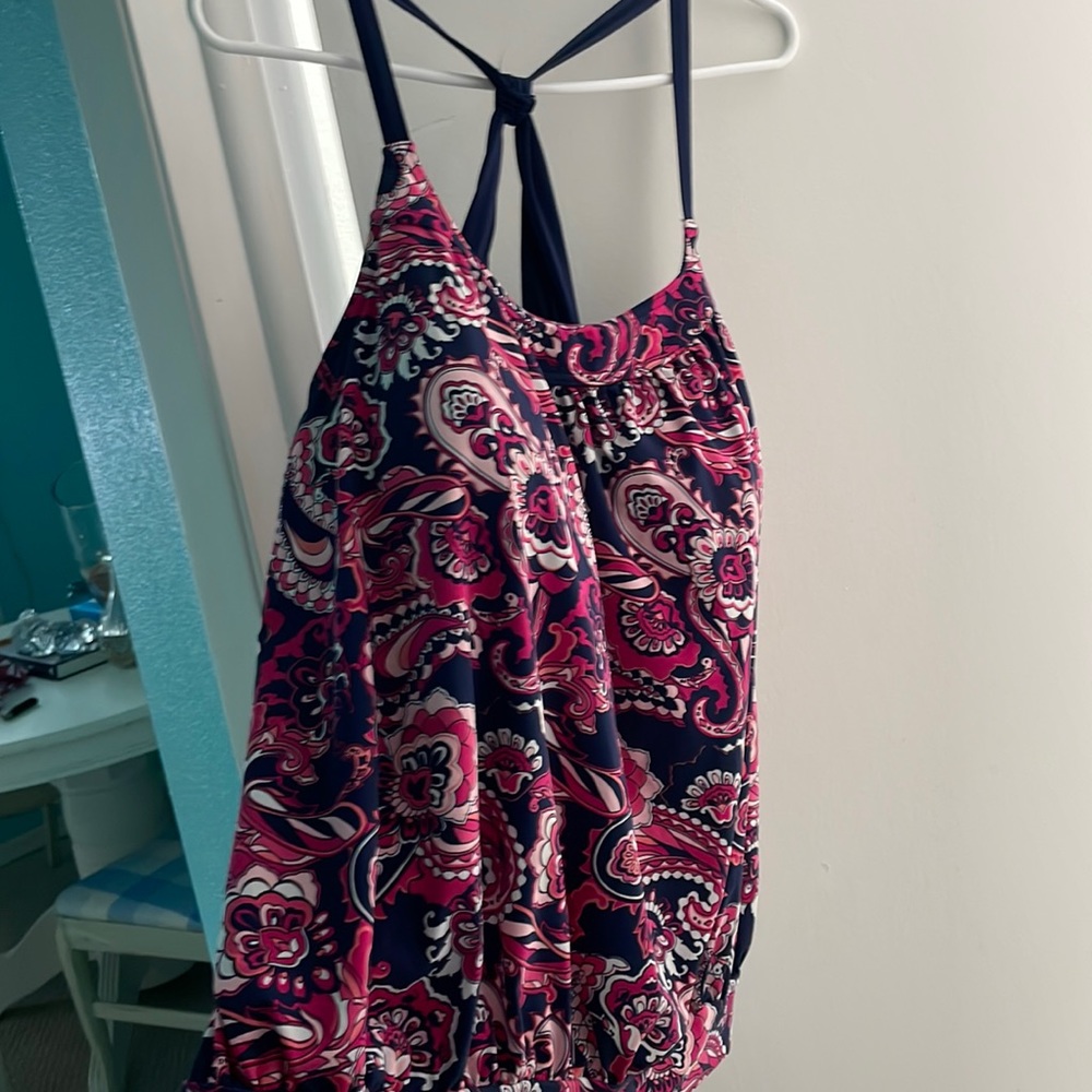 Women’s Lands’ End navy Paisley tankini size 22W like new